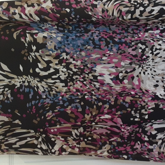 GUC- East 5th Skirt - Picture 3 of 6